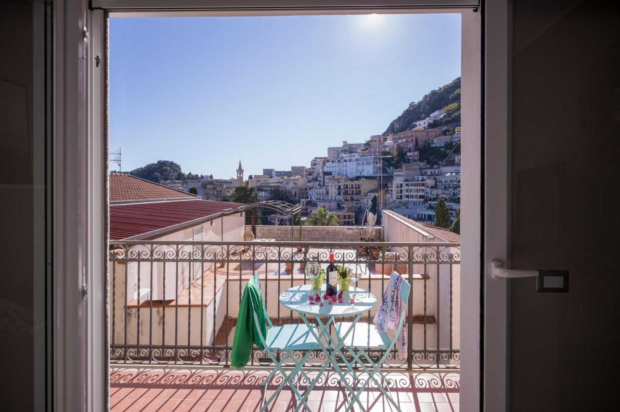 Casa Del Presidente Lägenhet Taormina Exteriör bild